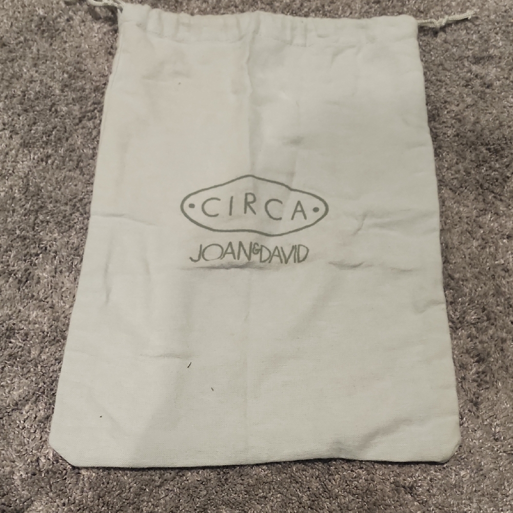 Joan & David Circa Beige Drawstring Dust Bag
